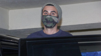 Ranbir Kapoor spotted at Dubbing studio in Khar