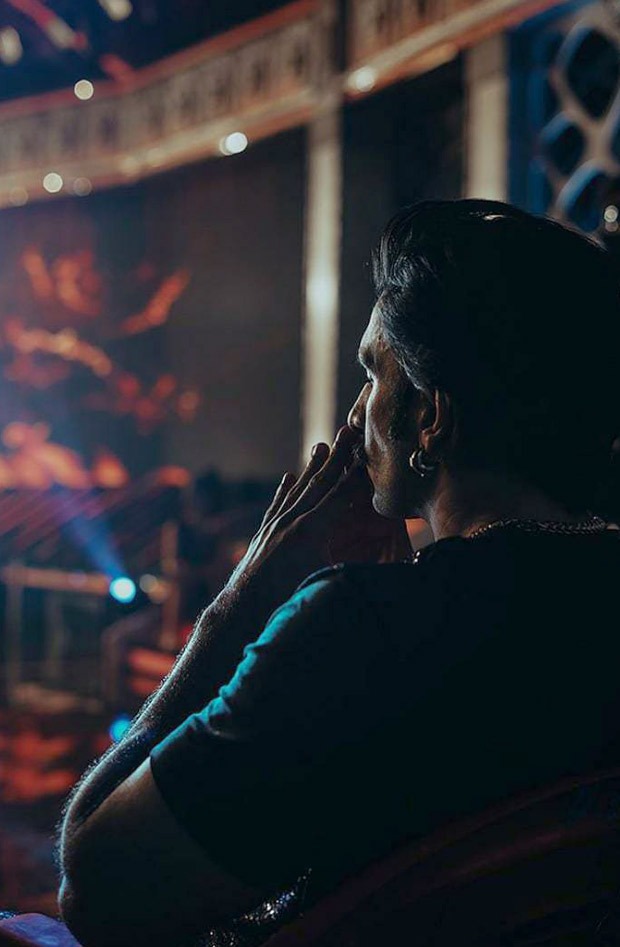 Ranveer Singh shares glimpses from the shoot of Rohit Shetty's Cirkus 