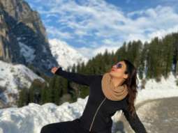 Raveena Tandon turns ‘Switzerland Ka Shah Rukh Khan’ in snow-clad Himachal Pradesh