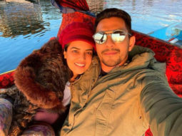 Aditya Narayan and Shweta Agarwal get cosy in their pictures from their honeymoon in Kashmir