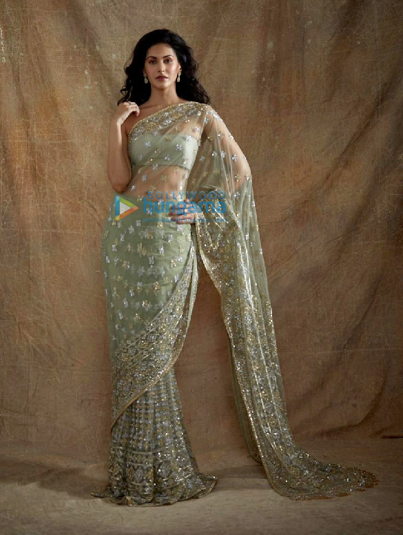 amyra dastur 4 4