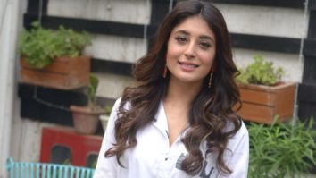 Get Dewy Glam With Kritika Kamra under 10 minutes | Beauty Talk