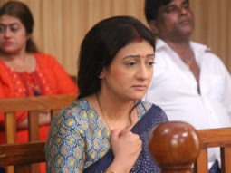 Juhi Parmar goes de-glam for the upcoming twist in Hamariwali Good News