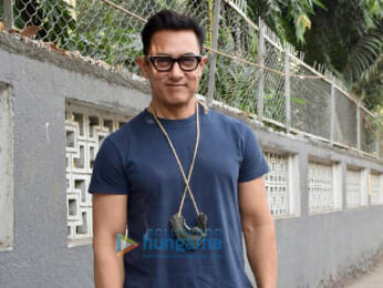 Photos: Aamir Khan snapped in Juhu