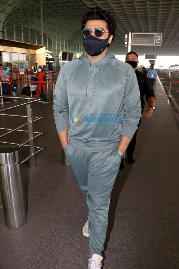 photos adah sharma and arjun kapoor snapped at the airport 2