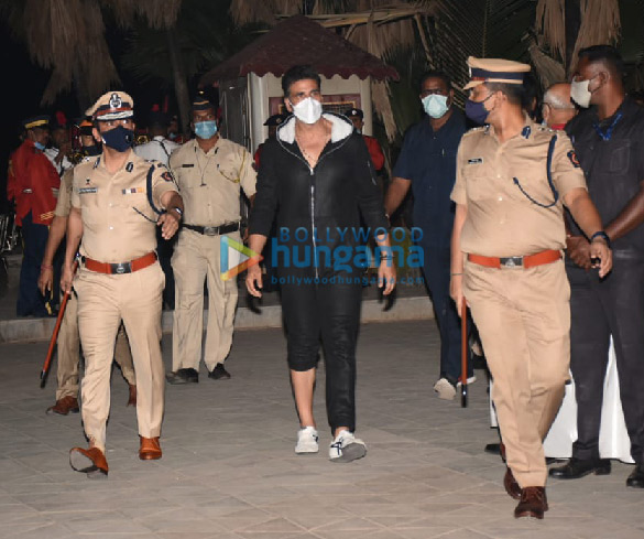 photos akshay kumar graces the launch of segways for mumbai police patrolling 6