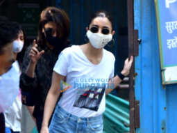 Photos: Alia Bhatt and Neetu Singh snapped at Pali Hill in Bandra