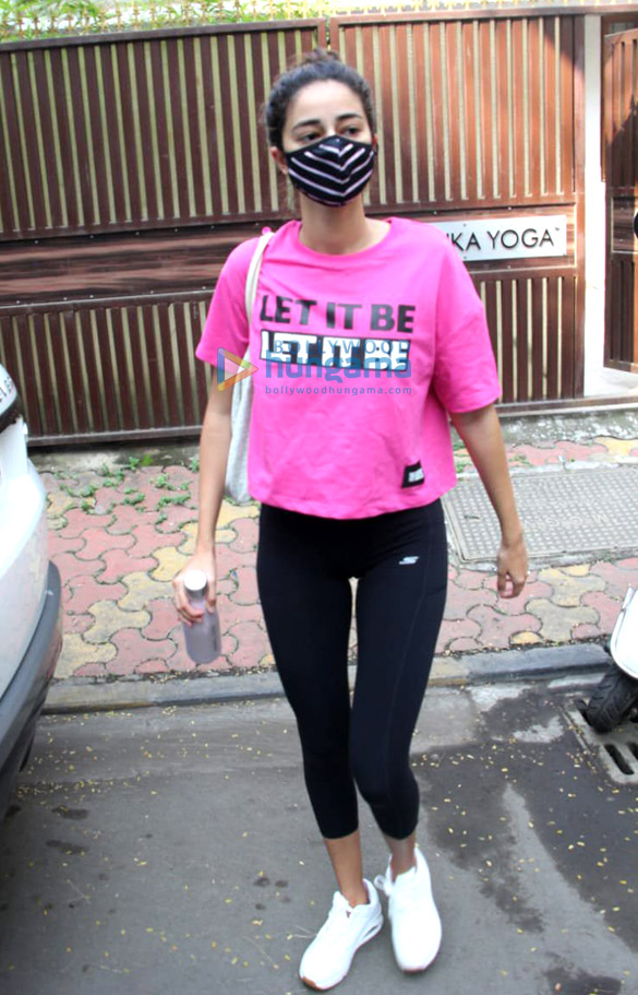 photos ananya panday spotted at yoga class in bandra 2 8