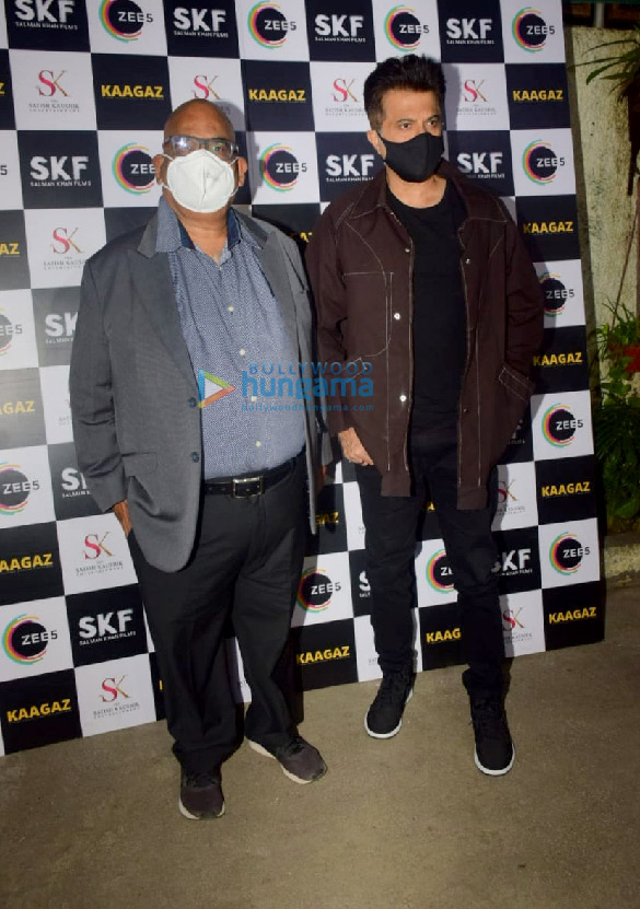 photos anil kapoor satish kaushik and others snapped at the special screening of kaagaz 001 1