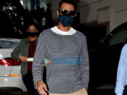 Photos: Arjun Rampal spotted in Khar