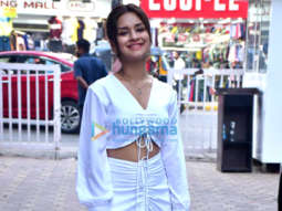 Photos: Avneet Kaur and Akull Tandon snapped at Yauatcha, BKC
