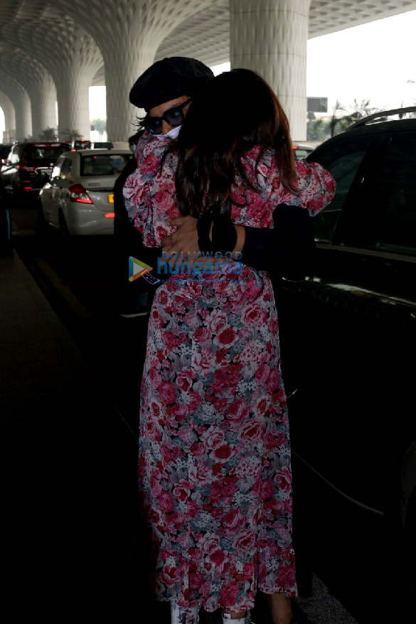 photos ayushmann khurrana urvashi dholakia gauahar khan and others snapped at the airport 1