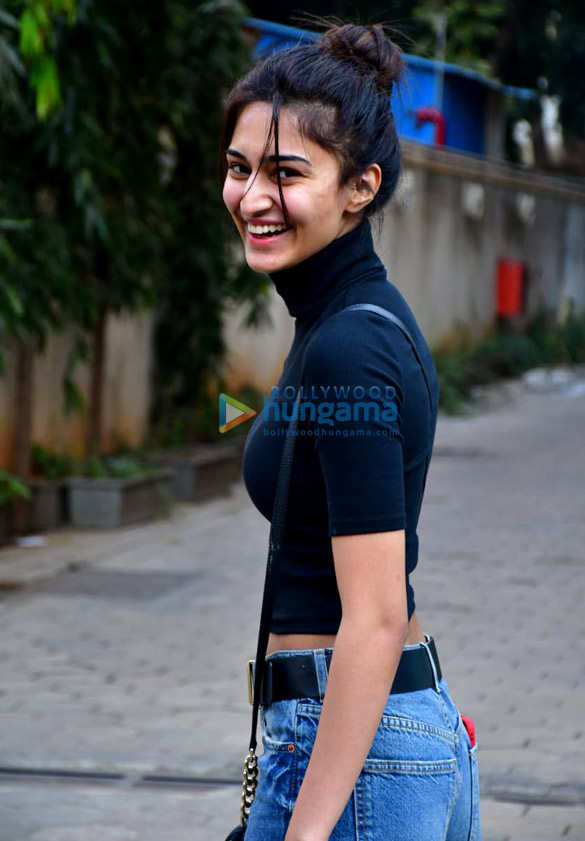photos erica fernandes snapped at foodhall 1