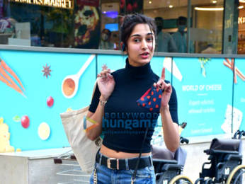 Photos: Erica Fernandes snapped at Foodhall