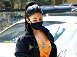 Photos: Jacqueline Fernandez spotted at a cafe in Bandra