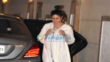 Photos: Kareena Kapoor Khan and Karisma Kapoor snapped in Bandra