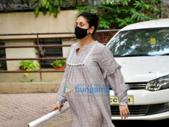 Photos: Kareena Kapoor Khan spotted in Bandra