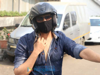 Photos: Kartik Aaryan snapped at Filmcity
