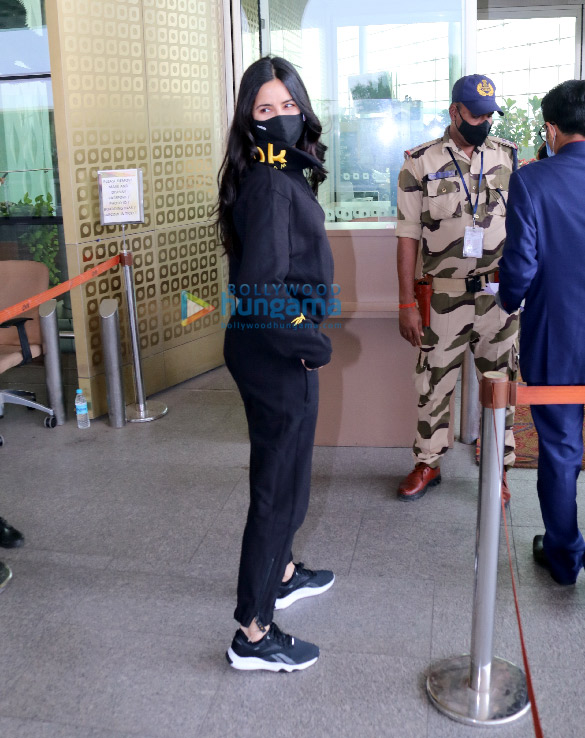 Photos: Katrina Kaif, Kartik Aaryan and others snapped at the airport