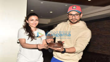 Photos: Kunal Kemmu and Soha Ali Khan snapped celebrating their wedding anniversary
