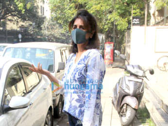 Photos: Neetu Singh spotted outside a salon in Bandra