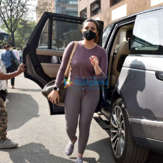 Photos: Parineeti Chopra snapped in Andheri