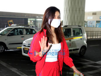 Photos: Raashi Khanna, Pulkit Samrat and Bhushan Kumar snapped at the airport