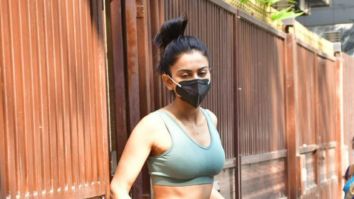 Photos: Rakul Preet Singh spotted at Anshuka Yoga classes in Bandra