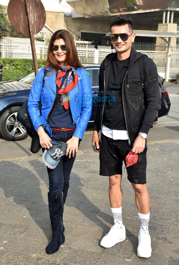 photos sangeeta bijlani spotted with friend at gateway of india 1