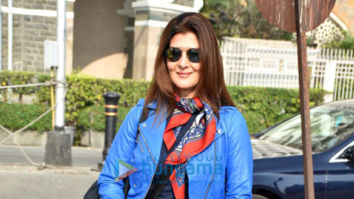Photos: Sangeeta Bijlani spotted with friend at Gateway Of India
