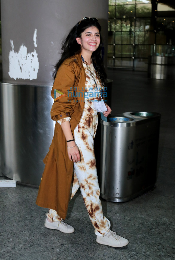 Photos: Sanjana Sanghi, Rakul Preet Singh and others snapped at the airport