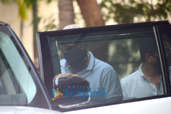 photos sanjay dutt spotted at aanand l rais office in andheri 2