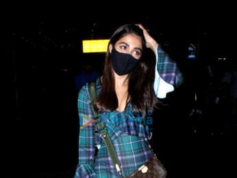 Photos: Shahid Kapoor, Mira Kapoor and Pooja Hegde snapped at the airport