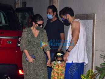 Photos: Soha Ali Khan and Kunal Kemmu snapped with their daughter at Kareena Kapoor Khan's house