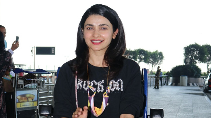 Prachi Desai spotted at the airport