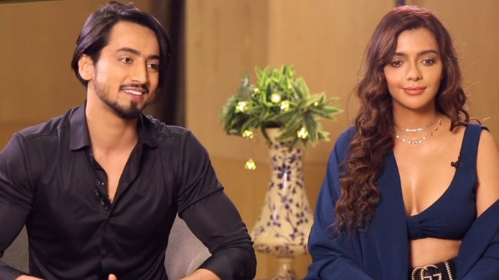 ROFL- Faisu: “Bang Baang ke teaser mein Ruhi mere close hai , meri mummy pause kar ke…” ROFL- Faisu: “Bang Baang ke teaser mein Ruhi mere close hai , meri mummy pause kar ke…”