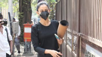 Rakul Preet Singh spotted at a yoga class in Bandra
