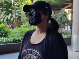 Sonakshi Sinha spotted at Airport