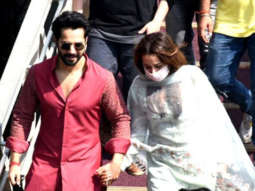 Varun Dhawan and Natasha Dalal leaving from Alibaug from a speed boat