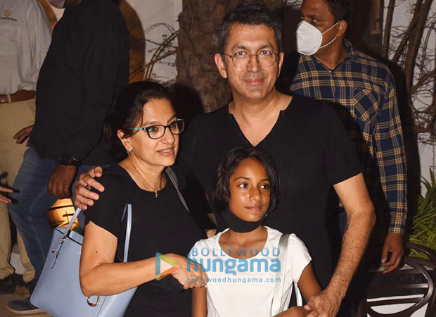 Varun Dhawan-Natasha Dalal wedding: Filmmaker Kunal Kohli and family reach the venue