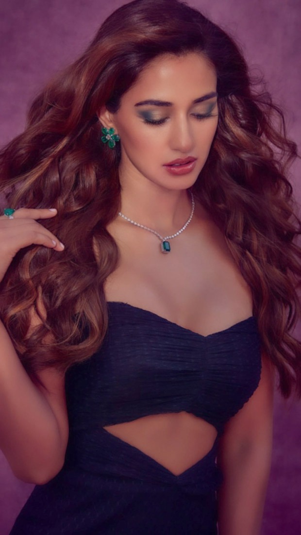 Disha Patani's smokey eye makeup is perfect for a date on Valentine's Day 