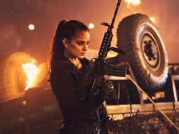 Kangana Ranaut gives a new glimpse of fiery Agent Agni from Dhaakad