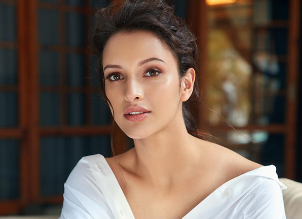 Karan Johar introduces Bulbbul's Tripti Dimri as the first talent of Dharma Cornerstone Agency Karan Johar introduces Bulbbul's Tripti Dimri as the first talent of Dharma Cornerstone Agency
