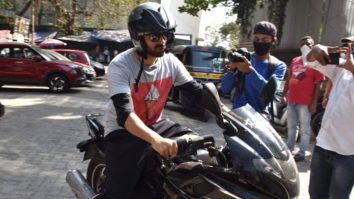 Kartik Aaryan spotted at Andheri
