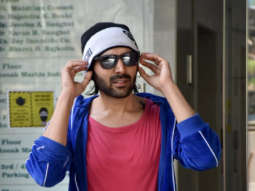 Photos: Kartik Aaryan spotted at a dance class in Andheri