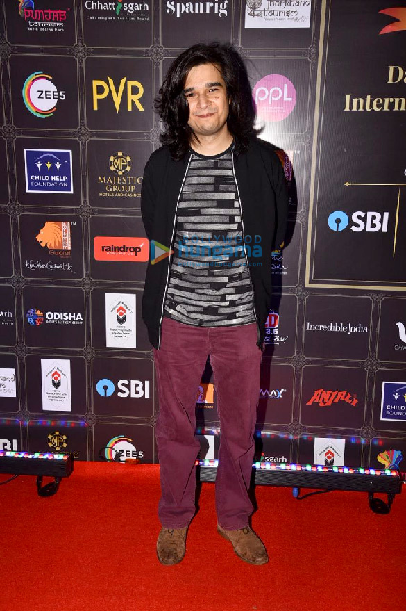 photos celebs grace the dadasaheb phalke international film festival awards 2021 3