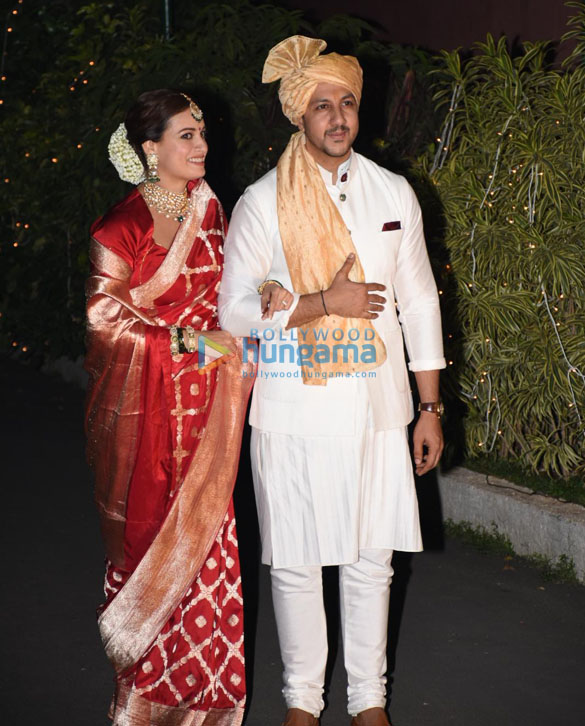 photos dia mirza and vaibhav rekhi pose for the paparazzi as married couple 3