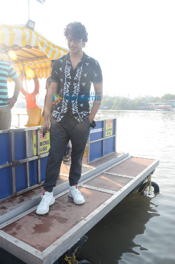 photos ishaan khatter spotted at versova jetty 2