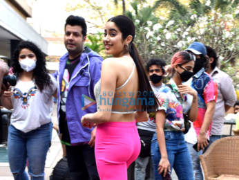 Photos: Janhvi Kapoor and Varun Sharma promote their film Roohi