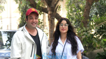 Photos: Janhvi Kapoor and Varun Sharma snapped promoting Roohi at Maddock Films’ office